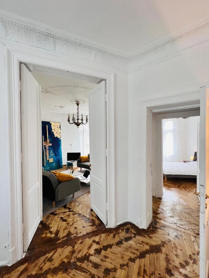 Sada Art Gallery Apartment Bukarest Exterior foto